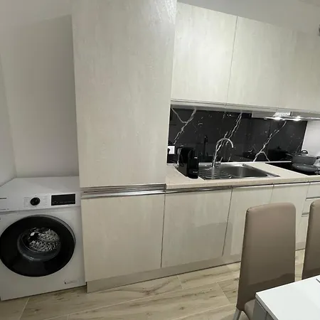 Las Apartments Saranda Apartment