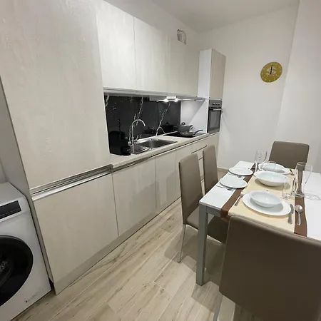 Las Apartments Saranda *