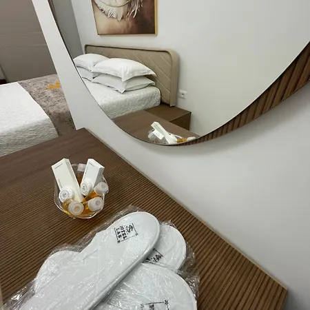 Las Apartments Saranda Apartment *